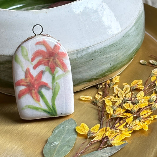 Zelmira Lily Pendant