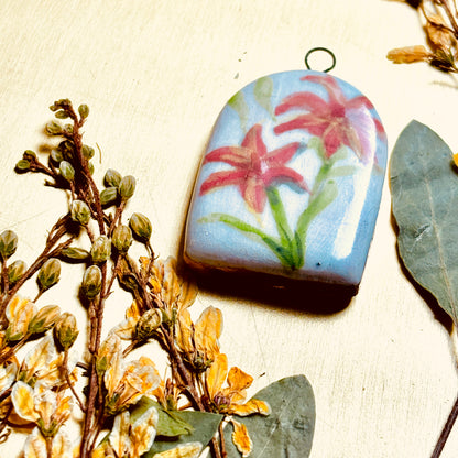 Zelmira Lily Pendant